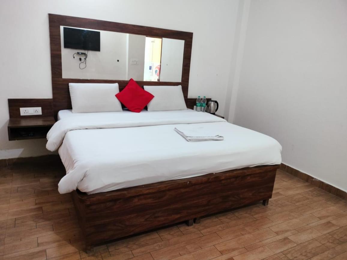 The Rejoice Hotel & Guesthouse Большая Нойда Экстерьер фото